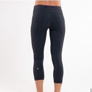 6x Lululemon Inspire Crop